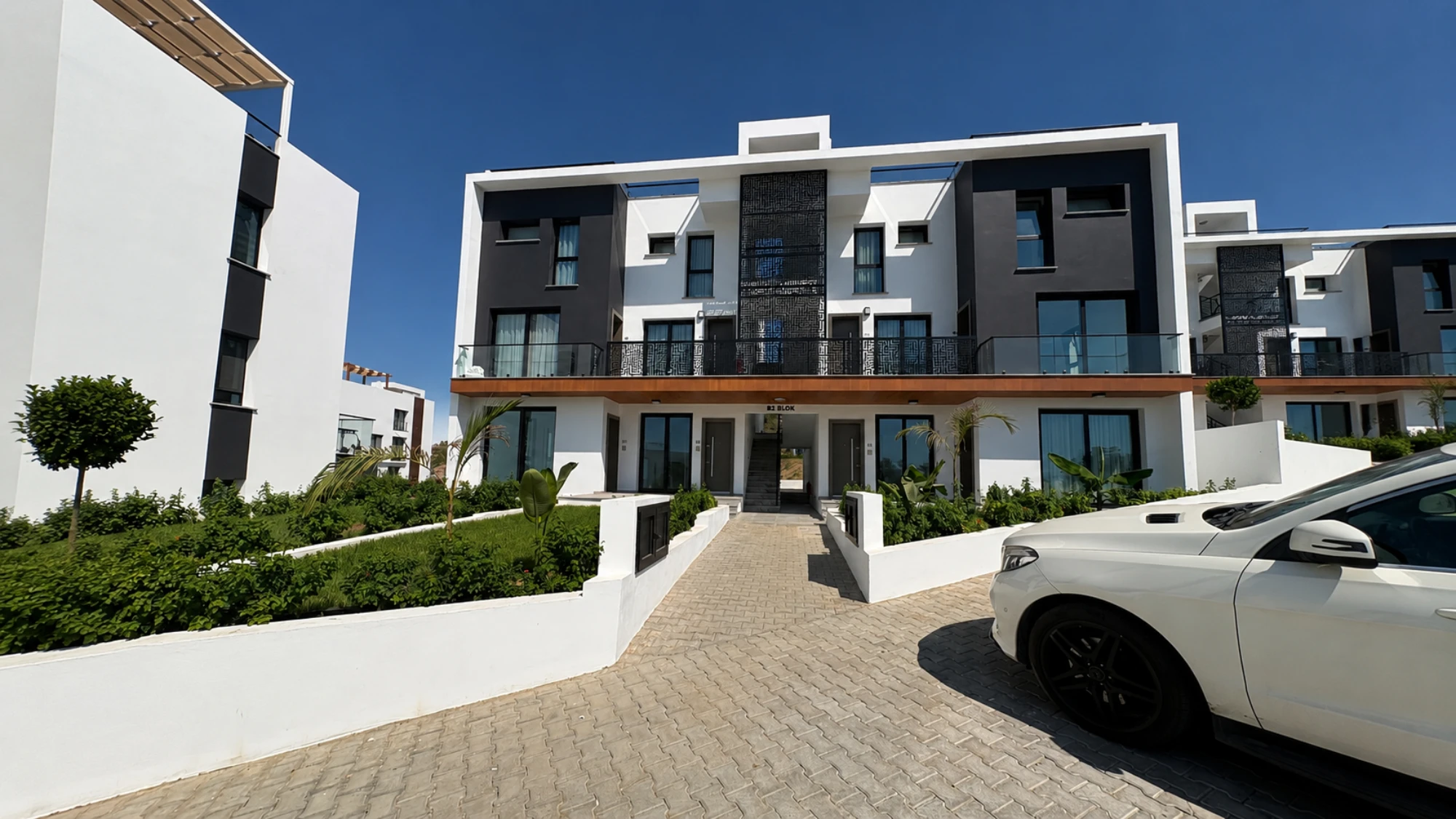 LANAI HOMES: قیمت‌ها و پلان‌بندی‌ها management company